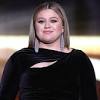 Kelly Clarkson image